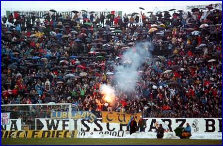 18-01-1987. BOYS in Curva a Cesena, sono visibili gli Striscioni 'Lubian's' e 'C.U.S.'