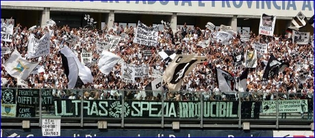 Spezzini a Padova. Il popolo di La Spezia pronto a festeggiare la Serie B