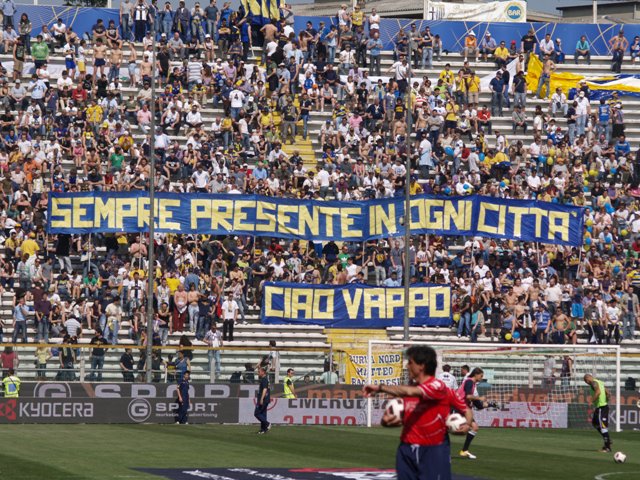 Durante il pre-partita, salutiamo il nostro amico Vappo.