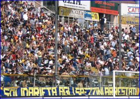 BOYS, Curva Nord di PARMA. Striscione: 'Solidariet agli spezzini arrestati'