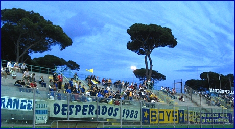 BOYS a Viareggio (Empoli-PARMA). Sugli spalti insieme agli amici empolesi