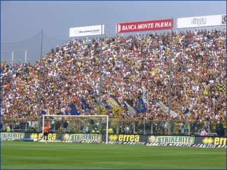 Curva Nord di PARMA. Il nostro tifo.