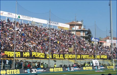 BOYS, Curva Nord di Parma, striscione doriani: 'Parma ha perso un figlio, Genova un fratello... Ciao Bagna'