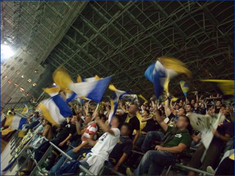 BOYS PARMA a Milano per Milan-Parma. Il nostro tifo