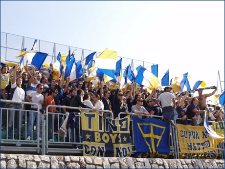 BOYS PARMA a Grosseto per Grosseto-PARMA. Tricolori parmigiani al vento