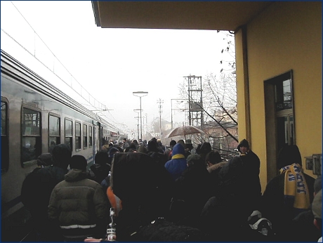 BOYS PARMA 1977 in Stazione FS (a Parma) in partenza Rimini