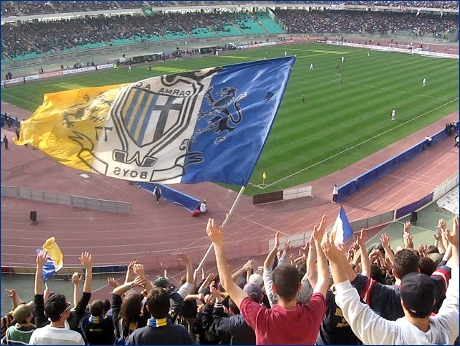 BOYS PARMA 1977 a Bari per Bari-PARMA. Il nostro tifo