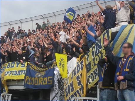 BOYS PARMA 1977 a Livorno. Il nostro tifo