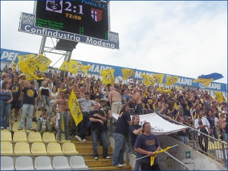 BOYS PARMA 1977 a Modena. Il nostro tifo