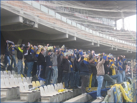 BOYS PARMA 1977 a Cagliari per Cagliari-PARMA. Sciarpata