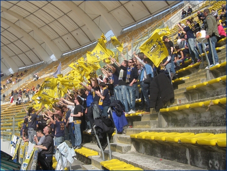 BOYS PARMA 1977 a Bari per Bari-PARMA. Il nostro tifo