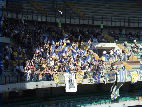 BOYS PARMA 1977 a Verona per ChievoVerona-PARMA. Bandierine