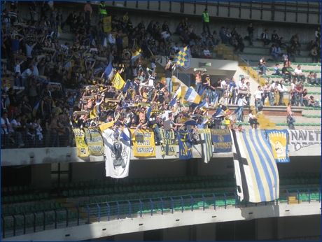 BOYS PARMA 1977 a Verona per ChievoVerona-PARMA. Bandierine