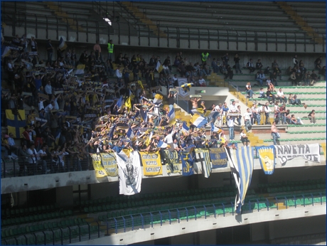 BOYS PARMA 1977 a Verona per ChievoVerona-PARMA. Sciarpe e bandierine