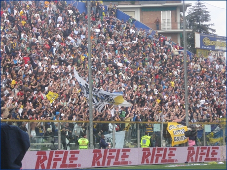 BOYS, curva nord di Parma. Il nostro tifo