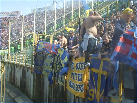 BOYS PARMA 1977 al Dall'Ara per Bologna-PARMA. Striscione per Paola