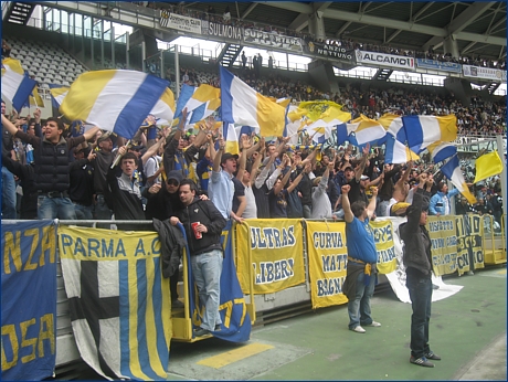 BOYS PARMA 1977 all'Olimpico di Torino per Juventus-PARMA. Il nostro tifo