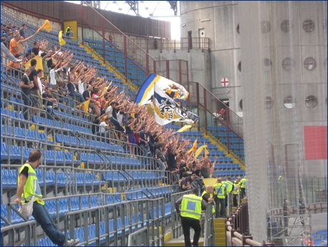 BOYS PARMA 1977 a Milano per Inter-PARMA. Il nostro tifo