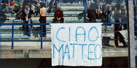 Striscione 'Ciao Matteo'