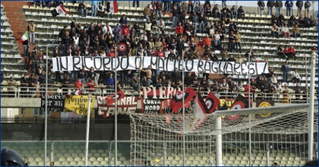 Striscione ''In ricordo di Matteo Bagnaresi!''