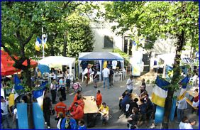 Festa Curva Nord PARMA. Gazebo Gialloblu Crociati