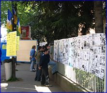 Festa Curva Nord PARMA. Pannelli con volantini e articoli di giornali