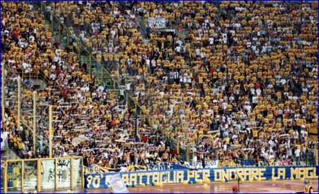 18-06-05 Spareggio: Bologna-PARMA. 8.000 parmigiani sugli spalti del Dall'Ara