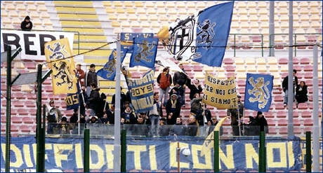 23-01-05. I BOYS a Messina dietro lo striscione: Diffidati con noi