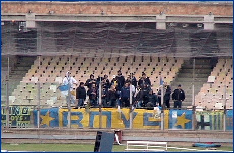 Cagliari-PARMA 10-12-2006. BOYS PARMA 1977, foto Ultras