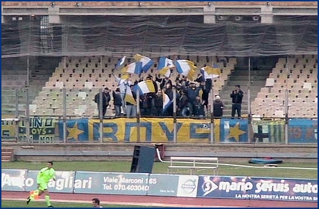 Cagliari-PARMA 10-12-2006. BOYS PARMA 1977, foto Ultras