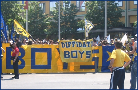 Corteo: Accompagniamo la squadra del cuore - Siam tifosi con trombe e bandiere! 29-04-2007. BOYS PARMA 1977, foto Ultras