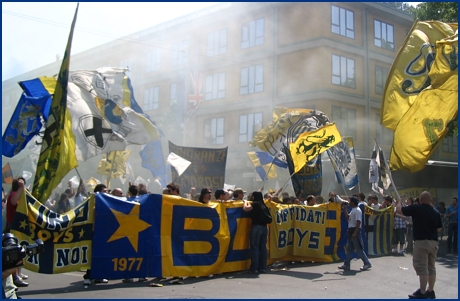 Corteo: Accompagniamo la squadra del cuore - Siam tifosi con trombe e bandiere! 29-04-2007. BOYS PARMA 1977, foto Ultras