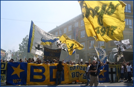 Corteo: Accompagniamo la squadra del cuore - Siam tifosi con trombe e bandiere! 29-04-2007. BOYS PARMA 1977, foto Ultras