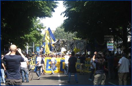 Corteo: Accompagniamo la squadra del cuore - Siam tifosi con trombe e bandiere! 29-04-2007. BOYS PARMA 1977, foto Ultras