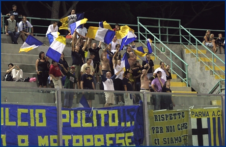 Livorno-PARMA, a Viareggio, 20-08-2006. BOYS PARMA 1977, foto Ultras