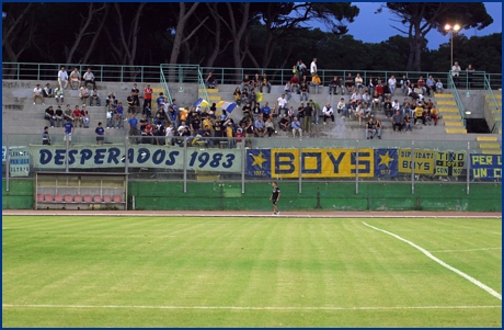 PARMA-Empoli, a Viareggio, 13-08-2006. BOYS PARMA 1977, foto Ultras