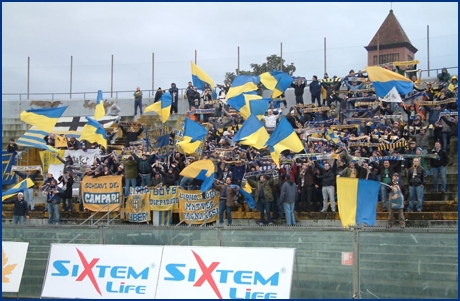 Pisa-PARMA 13-12-2008. BOYS PARMA 1977, foto ultras