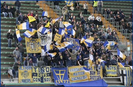 Triestina-Parma 21-03-2009. BOYS PARMA 1977, foto ultras