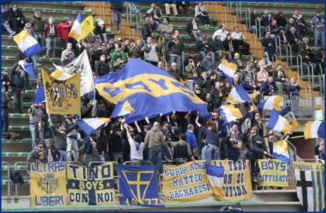 Triestina-Parma 21-03-2009. BOYS PARMA 1977, foto ultras