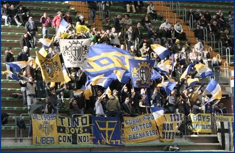 Triestina-Parma 21-03-2009. BOYS PARMA 1977, foto ultras