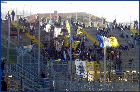 Atalanta-Parma 25-10-2009. BOYS PARMA 1977, foto ultras