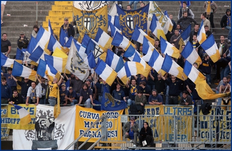 Atalanta-Parma 25-10-2009. BOYS PARMA 1977, foto ultras