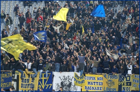 Fiorentina-Parma 21-11-2009. BOYS PARMA 1977, foto ultras