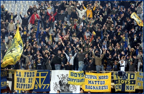 Fiorentina-Parma 21-11-2009. BOYS PARMA 1977, foto ultras