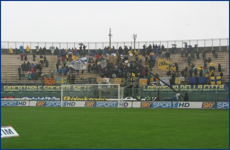 Livorno-Parma 10-01-2010. BOYS PARMA 1977, foto ultras