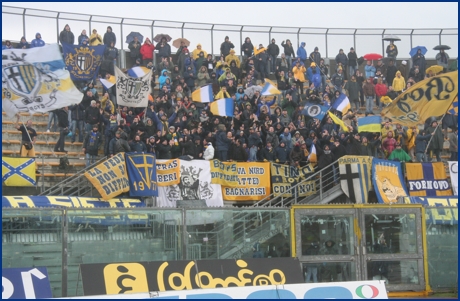 Livorno-Parma 10-01-2010. BOYS PARMA 1977, foto ultras