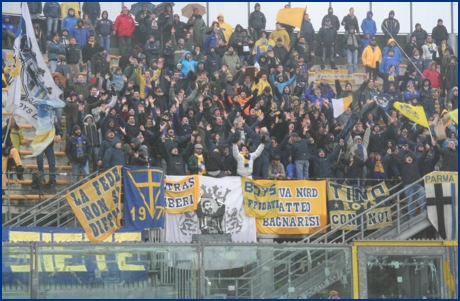 Livorno-Parma 10-01-2010. BOYS PARMA 1977, foto ultras