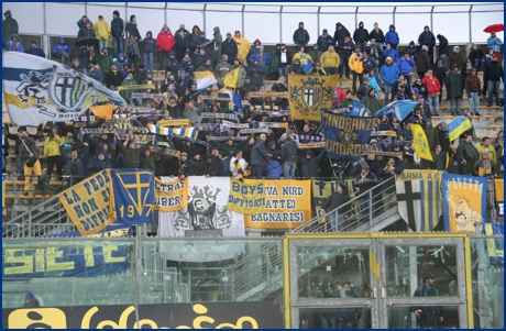 Livorno-Parma 10-01-2010. BOYS PARMA 1977, foto ultras