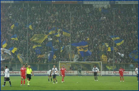 Parma-Bari 28-10-2009. BOYS PARMA 1977, foto ultras