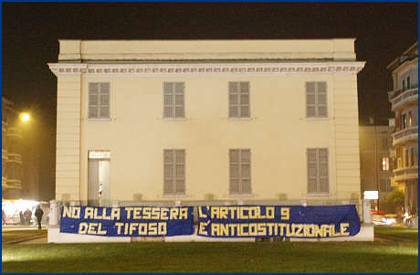 Parma-Bari 28-10-2009. BOYS PARMA 1977, foto ultras